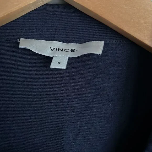 Vince Button-Front Long-Sleeve Drawstring Crop Shirt - Picture 4 of 10